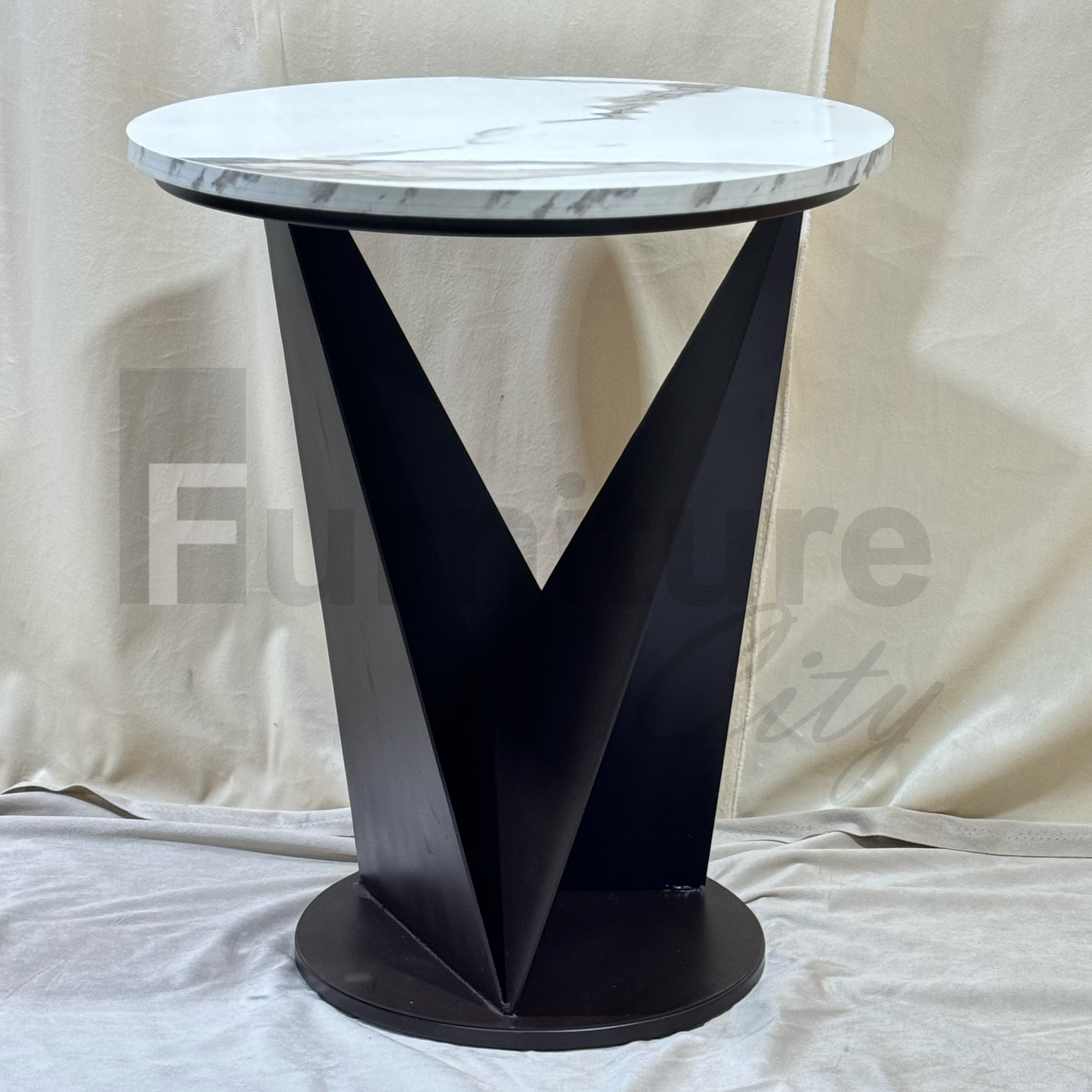 Aigne End Table